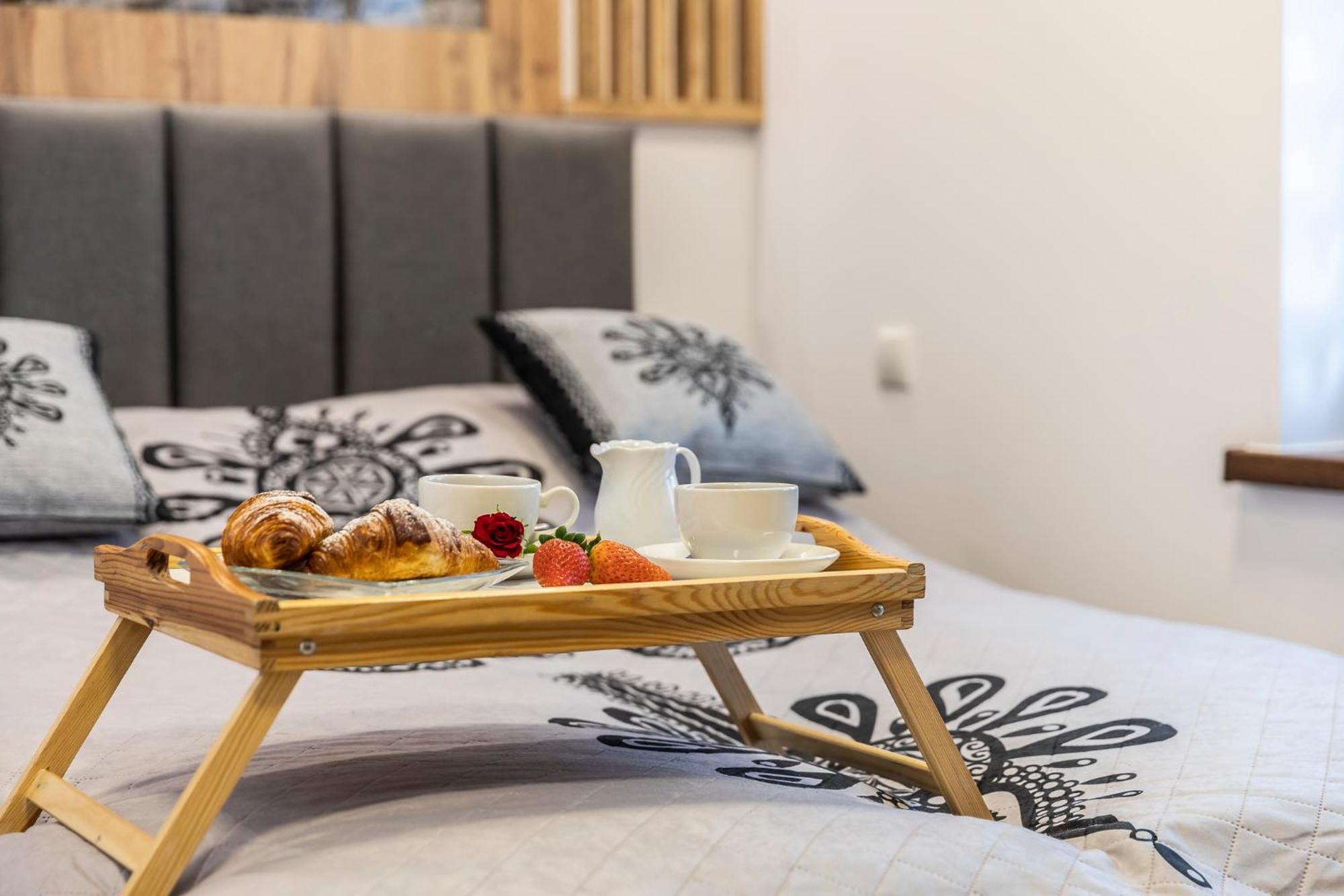 Apartament Tatravika Z Basenem I Widokiem كوشتيليسكا المظهر الخارجي الصورة